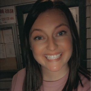 Meet your Posher, Kimberly